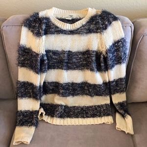 Anthropologie sweater size small